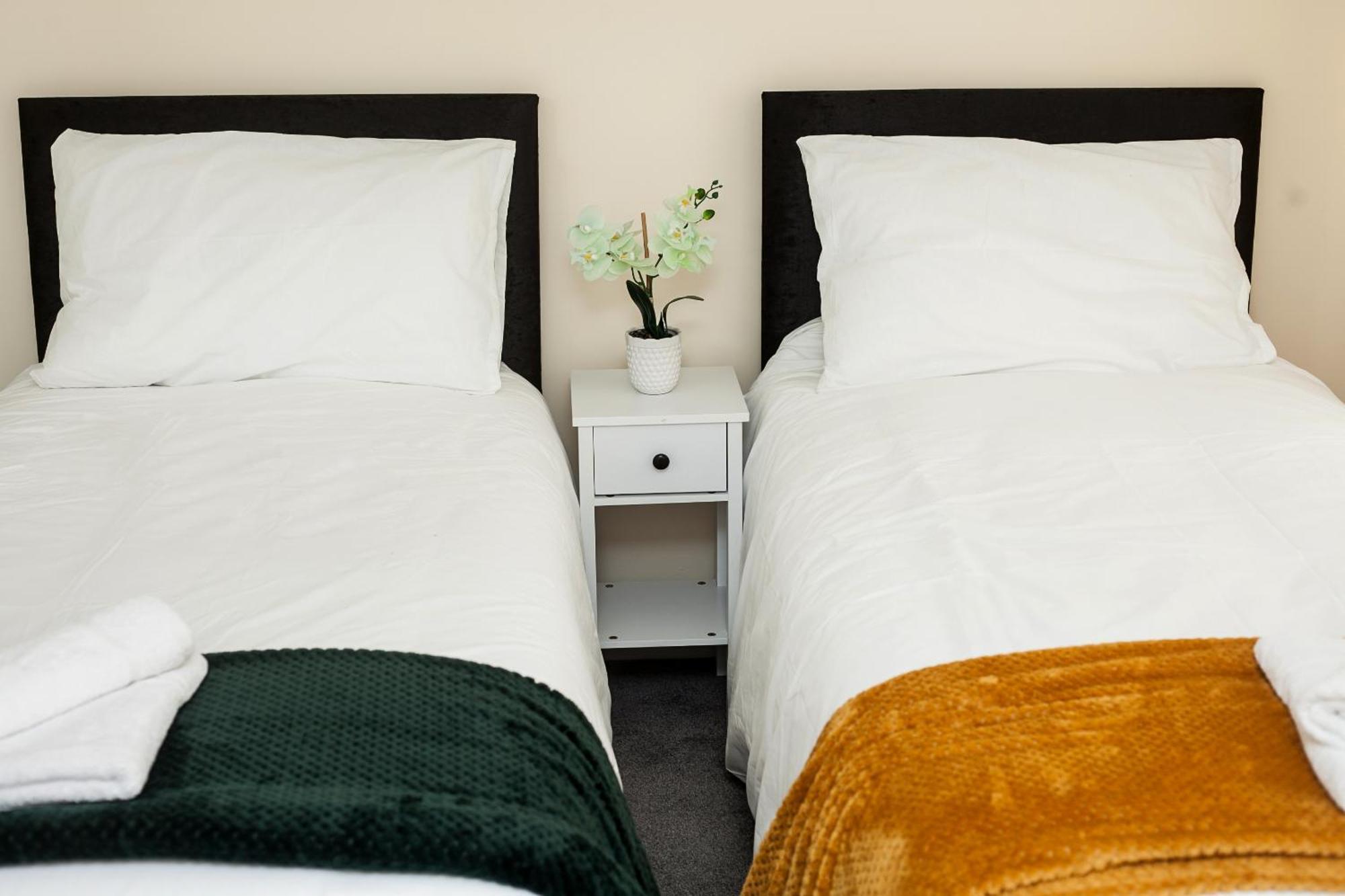 Avril Warwickshire Home Stay Nuneaton Zewnętrze zdjęcie