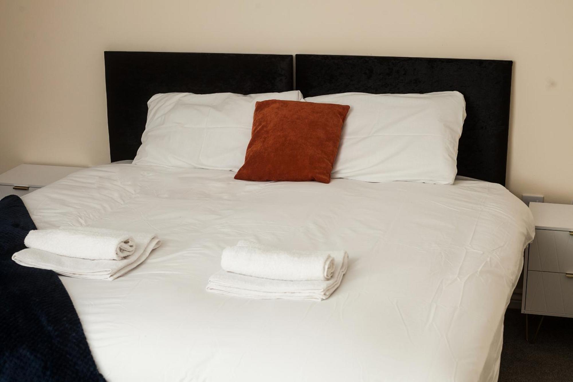 Avril Warwickshire Home Stay Nuneaton Zewnętrze zdjęcie