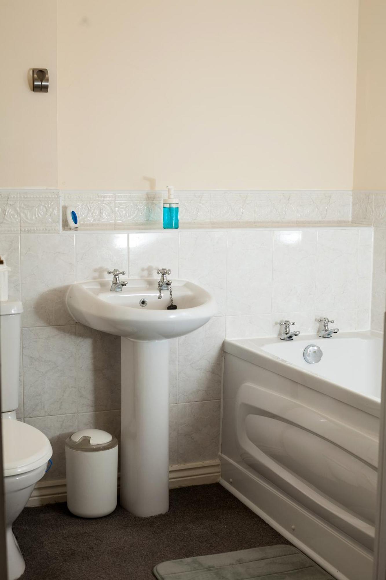 Avril Warwickshire Home Stay Nuneaton Zewnętrze zdjęcie