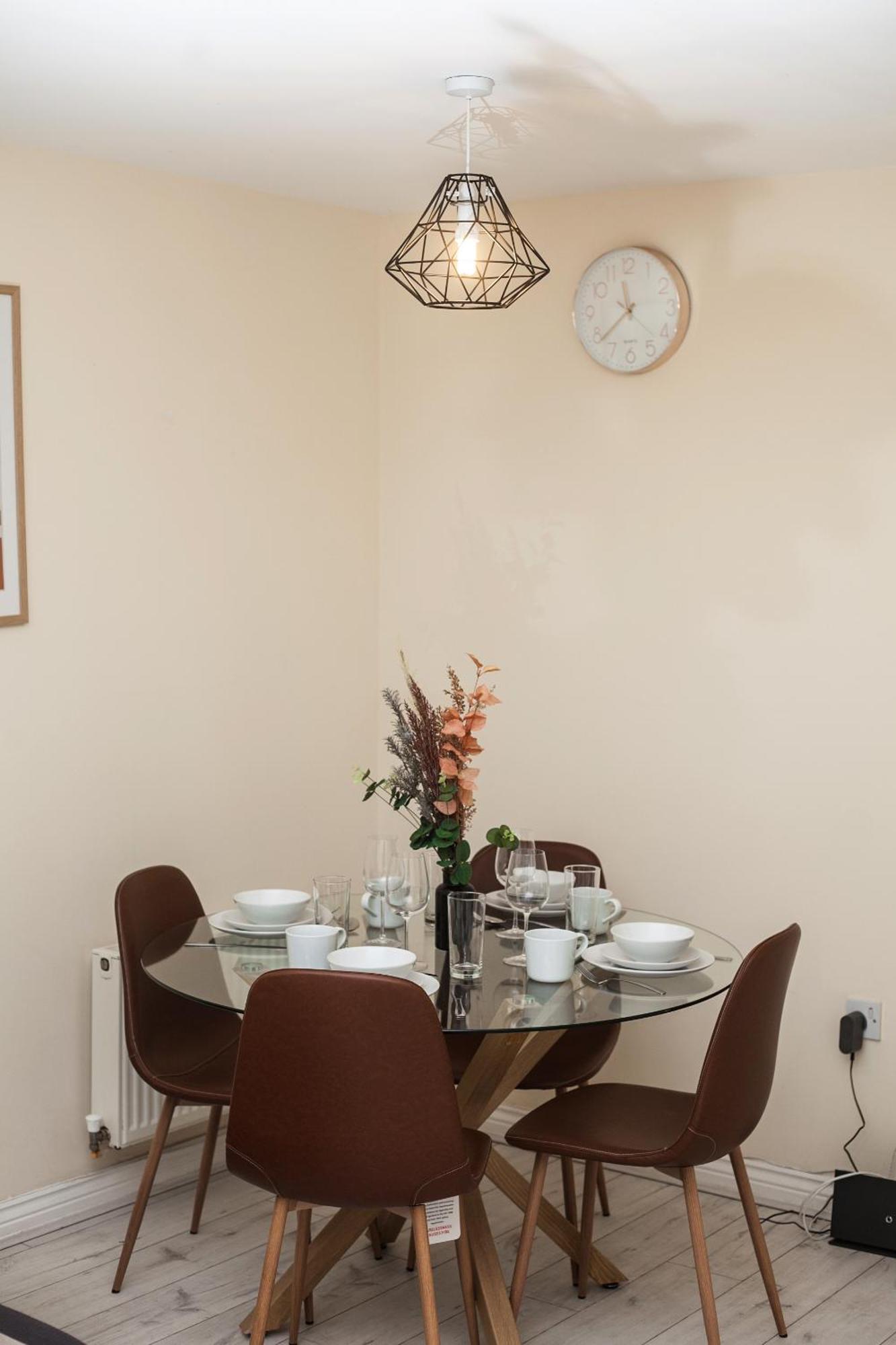 Avril Warwickshire Home Stay Nuneaton Zewnętrze zdjęcie
